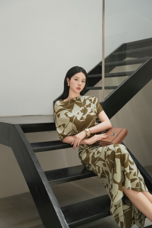 Sixdo Olive Silk Sarong Dress